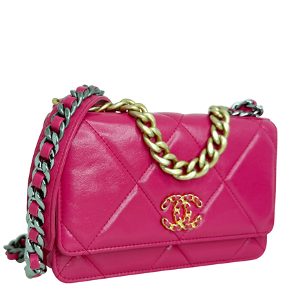 Chanel 19 Wallet On Chain WOC Lammleder Pink Fuchsia Gold Silber Chanel
