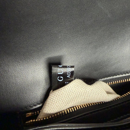 Gucci GG Matelassé Small Shoulder Bag Leder Schwarz Gold 2 Riemen Gucci
