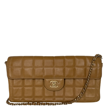 Chanel Chocolate Bar Bag Lammleder braun / sehr gut Chanel
