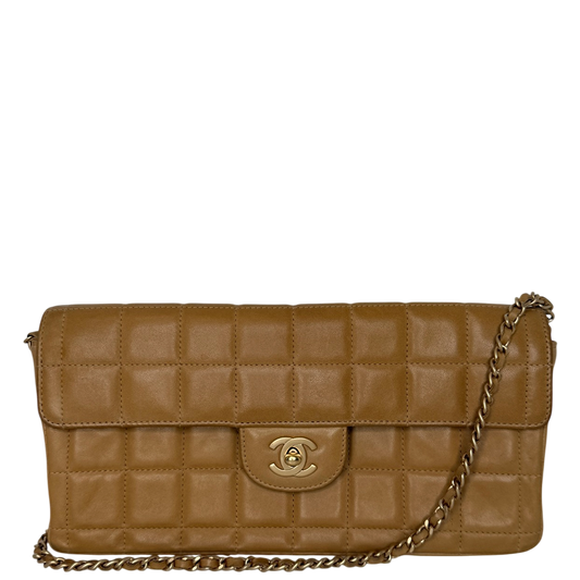 Chanel Chocolate Bar Bag Lammleder braun / sehr gut Chanel