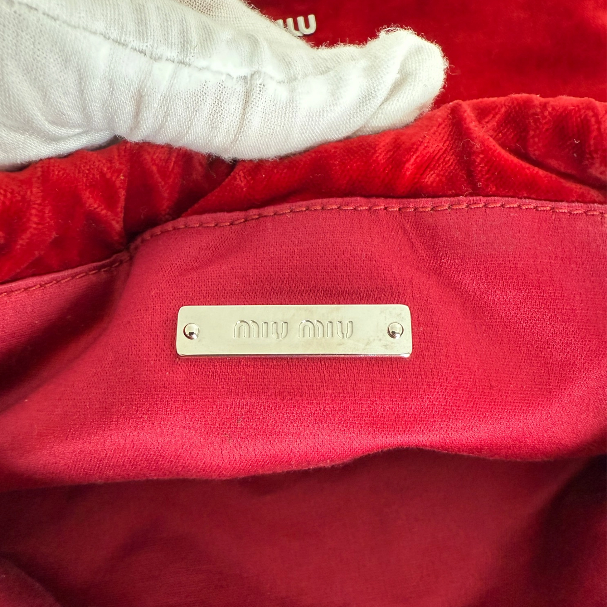 MIU MIU Crystal-Embellished Velvet Clutch on Chain  rot / neuwertig MIU MIU