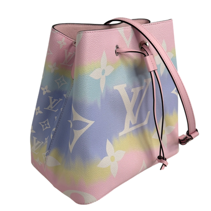 Louis Vuitton NéoNoé MM Escale Pastel Monogram Canvas Rosa Silber