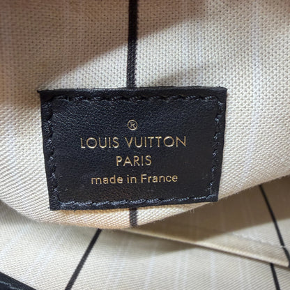 Louis Vuitton On My Side Bag  MM Monogram Tufting – Ansicht 6