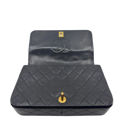 Chanel Vintage Full Flap Bag Lammleder Schwarz Gold 1989-1991 – Ansicht 5
