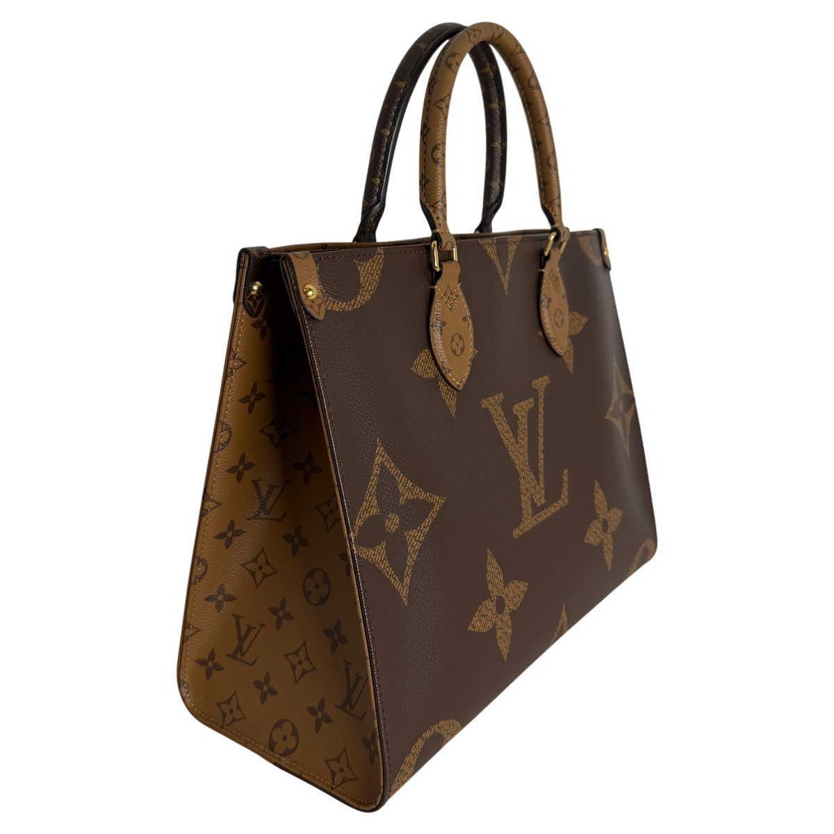 Louis Vuitton OnTheGo MM Monogram Giant Reverse Canvas Braun Gold