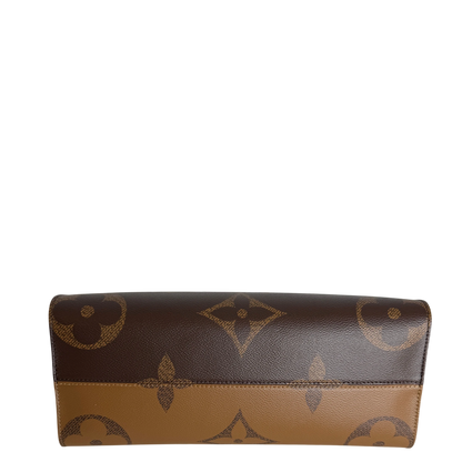 Louis Vuitton OnTheGo MM Monogram Giant Reverse Canvas Braun Gold