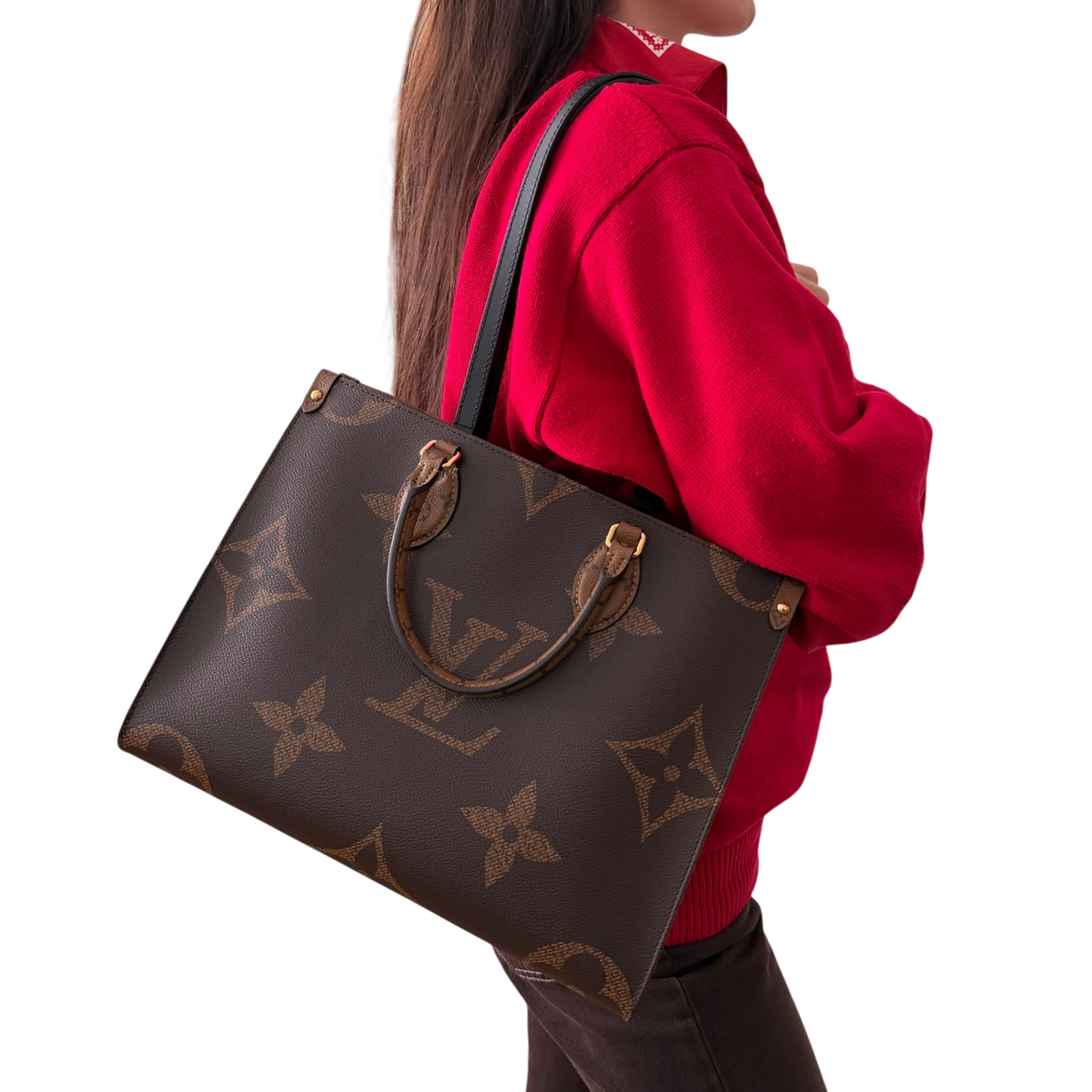 Louis Vuitton OnTheGo MM Monogram Giant Reverse Canvas Braun Gold