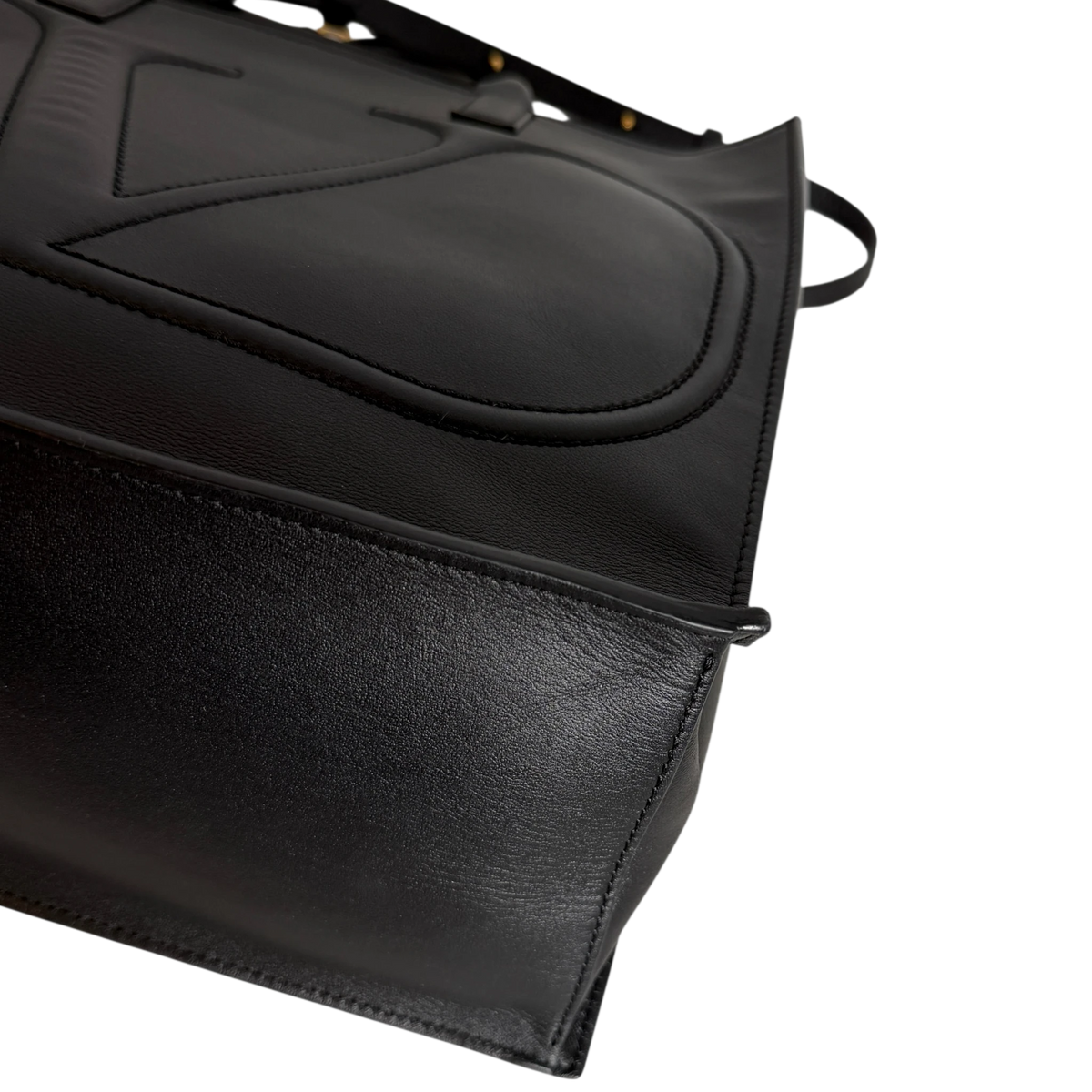 Valentino Garavani VLogo Walk Shopping Bag Kalbsleder Schwarz Gold