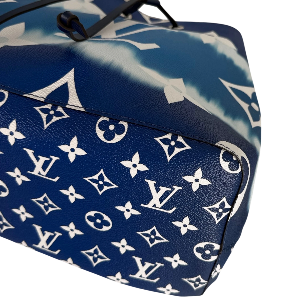 Louis Vuitton NéoNoé MM Escale Monogram Giant Blau Weiß Silber