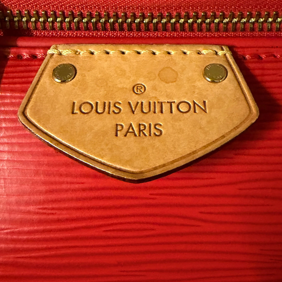 Louis Vuitton Doc PM Epi Leder Rot Gold mit Schulterriemen – Ansicht 8