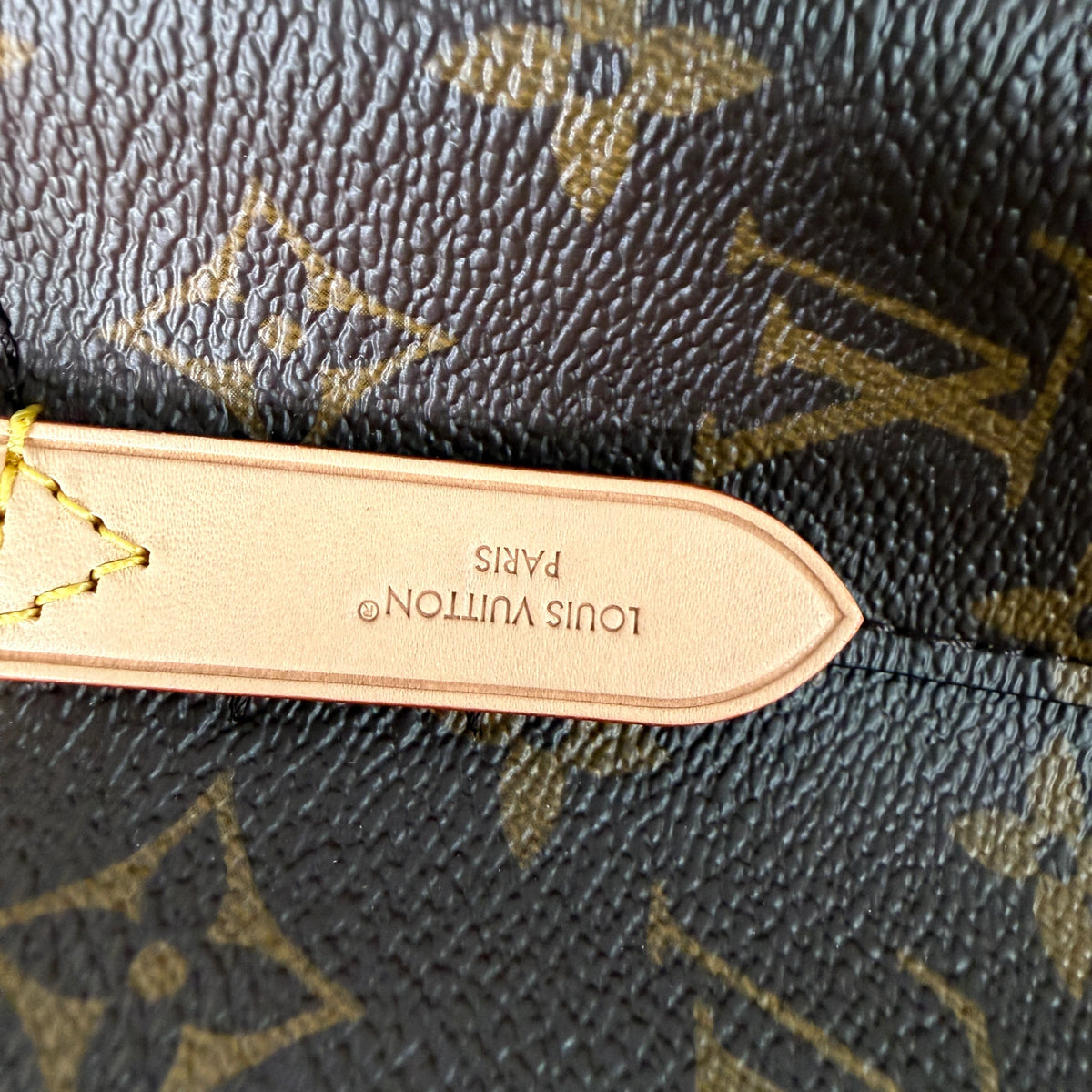 Louis Vuitton NéoNoé BB Monogram Canvas Braun Bordeaux Gold – Ansicht 6