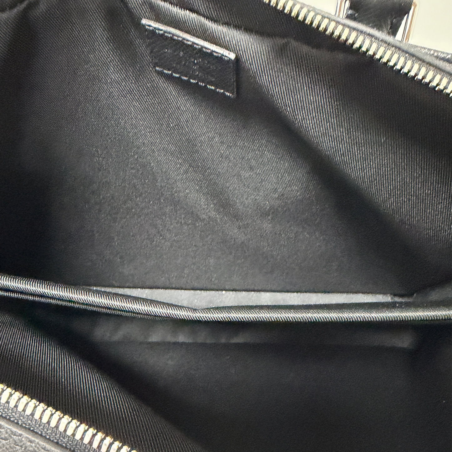Louis Vuitton Porte-Documents Voyage PM Taiga Leder Fullset / neuwertig Louis Vuitton