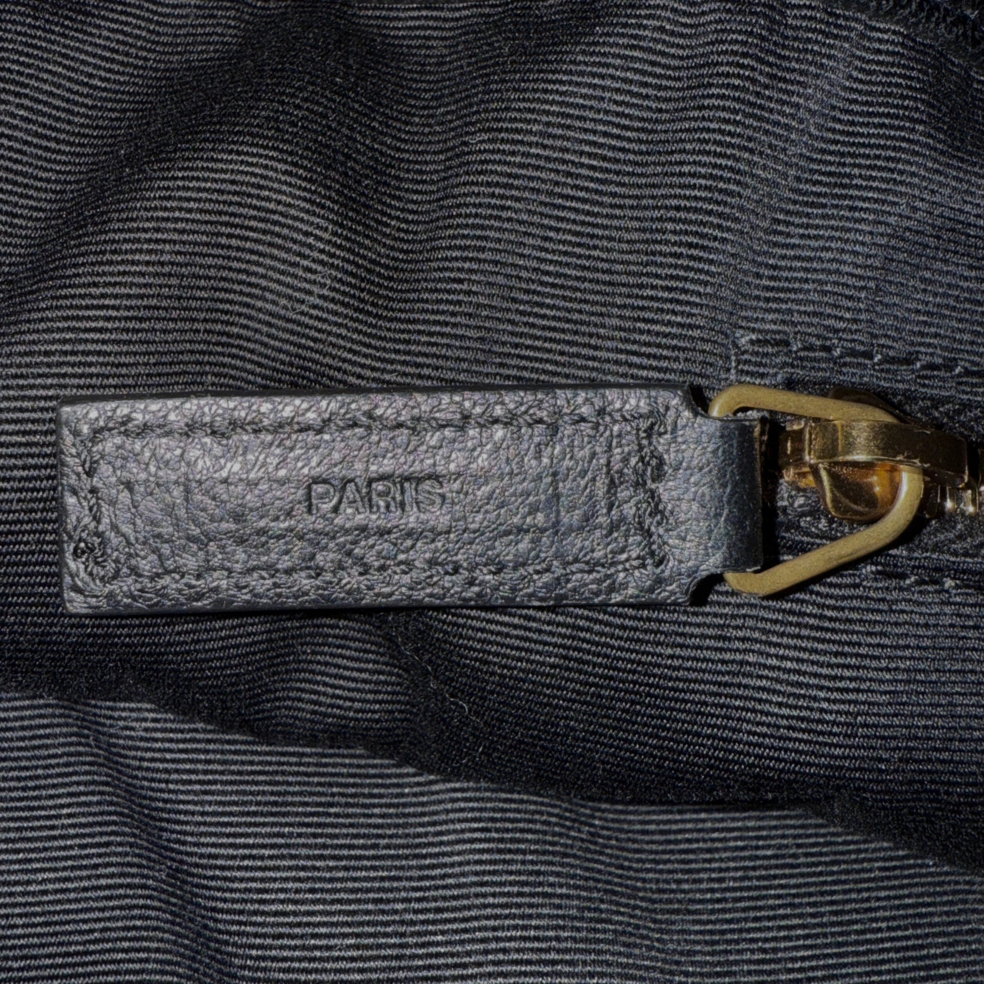 Saint Laurent ICARE Maxi-Shopper aus gestepptem Lammleder Schwarz / sehr gut Saint Laurent