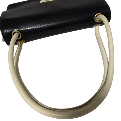 Chanel Single Flap Bag Medium Lammleder perforiert  Schwarz/Weiß / sehr gut Chanel