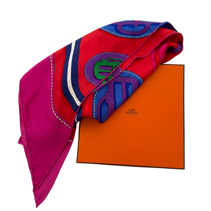 Hermès Dreieckstuch Moderne Rot Pink / neuwertig Hermès