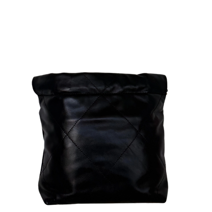 Chanel Kleine Chanel 22 Tasche Schwarz aus Kalbsleder goldene Hardware / neuwertig Chanel