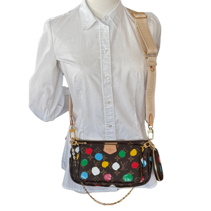 Louis Vuitton x Yayoi Kusama Multi Pochette Accessoires Monogram Multicolor / neuwertig Louis Vuitton