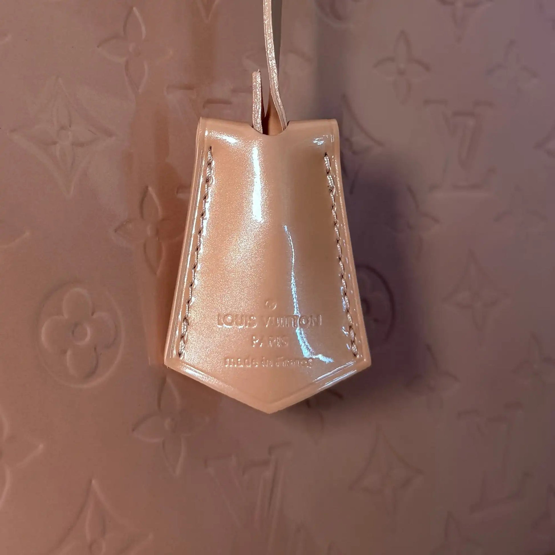 Louis Vuitton Alma GM Vernis Leder MI1130 Beige / sehr gut Louis Vuitton
