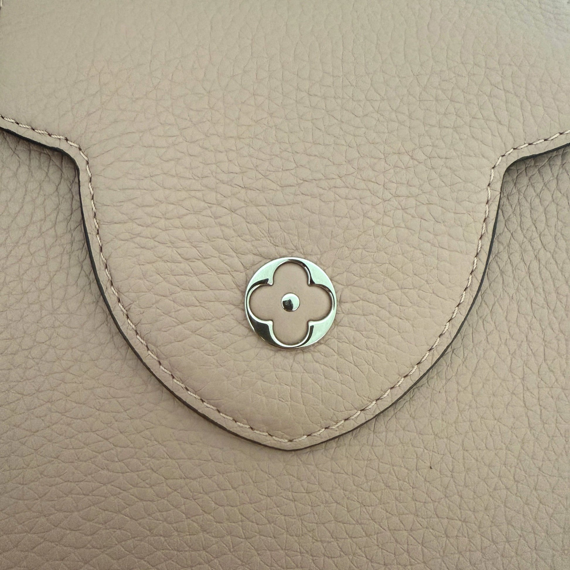 Louis Vuitton Capucines mit Schlangenledergriff Rosa N92801 / neuwertig Louis Vuitton