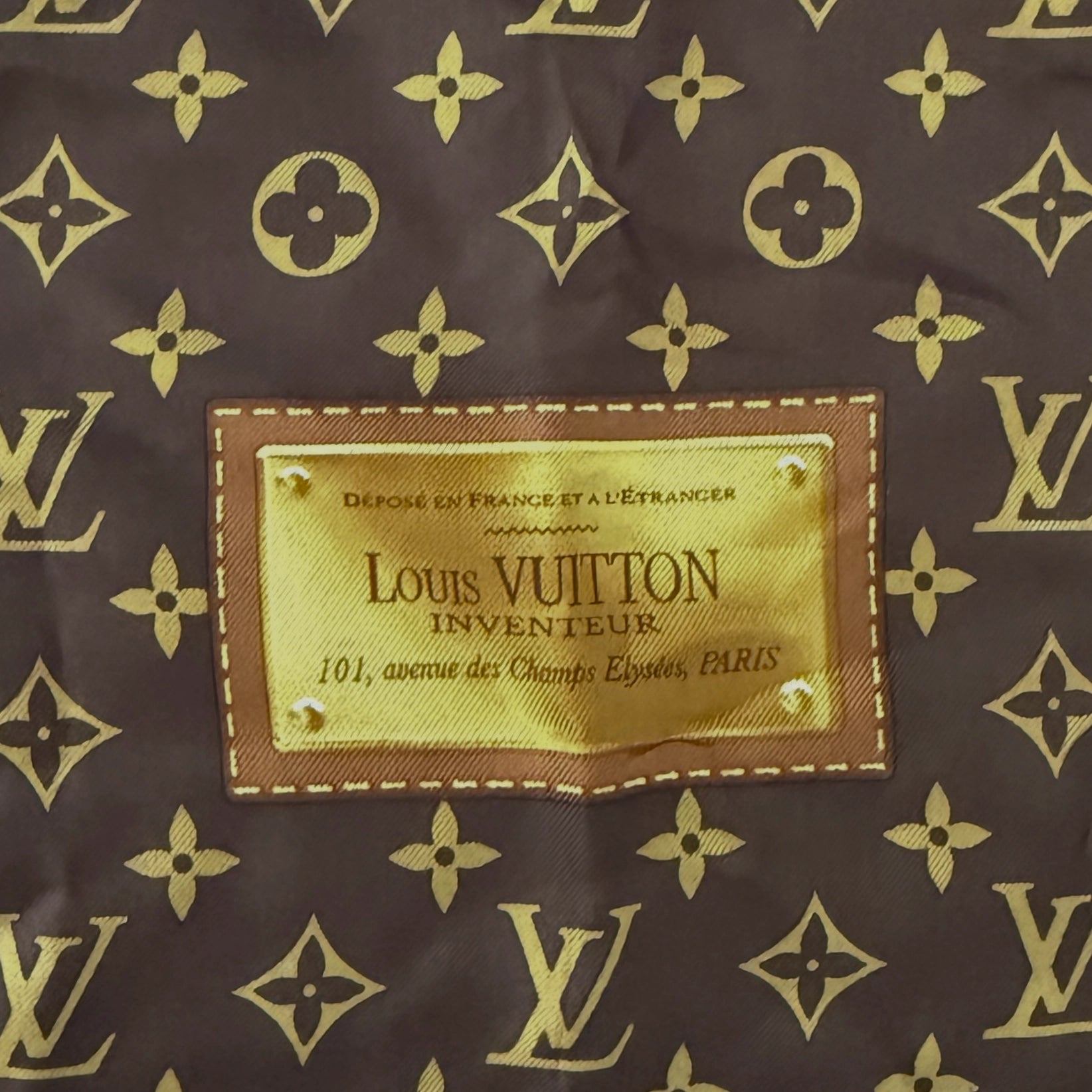Louis Vuitton Monogram Classic Seidentuch Braun / neuwertig Louis Vuitton