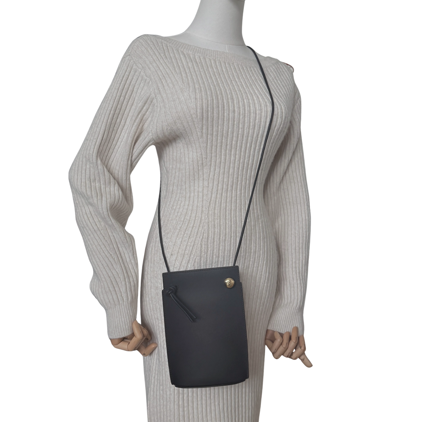 Loewe Pebble Dice Tasche aus klassischem Kalbsleder Schwarz / neuwertig Loewe