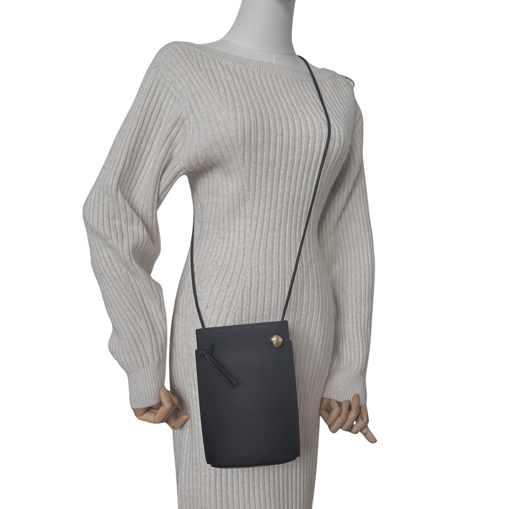 Loewe Pebble Dice Tasche aus klassischem Kalbsleder Schwarz / neuwertig Loewe