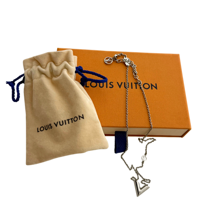 Louis Vuitton Essential V Halskette Silber / neuwertig Louis Vuitton