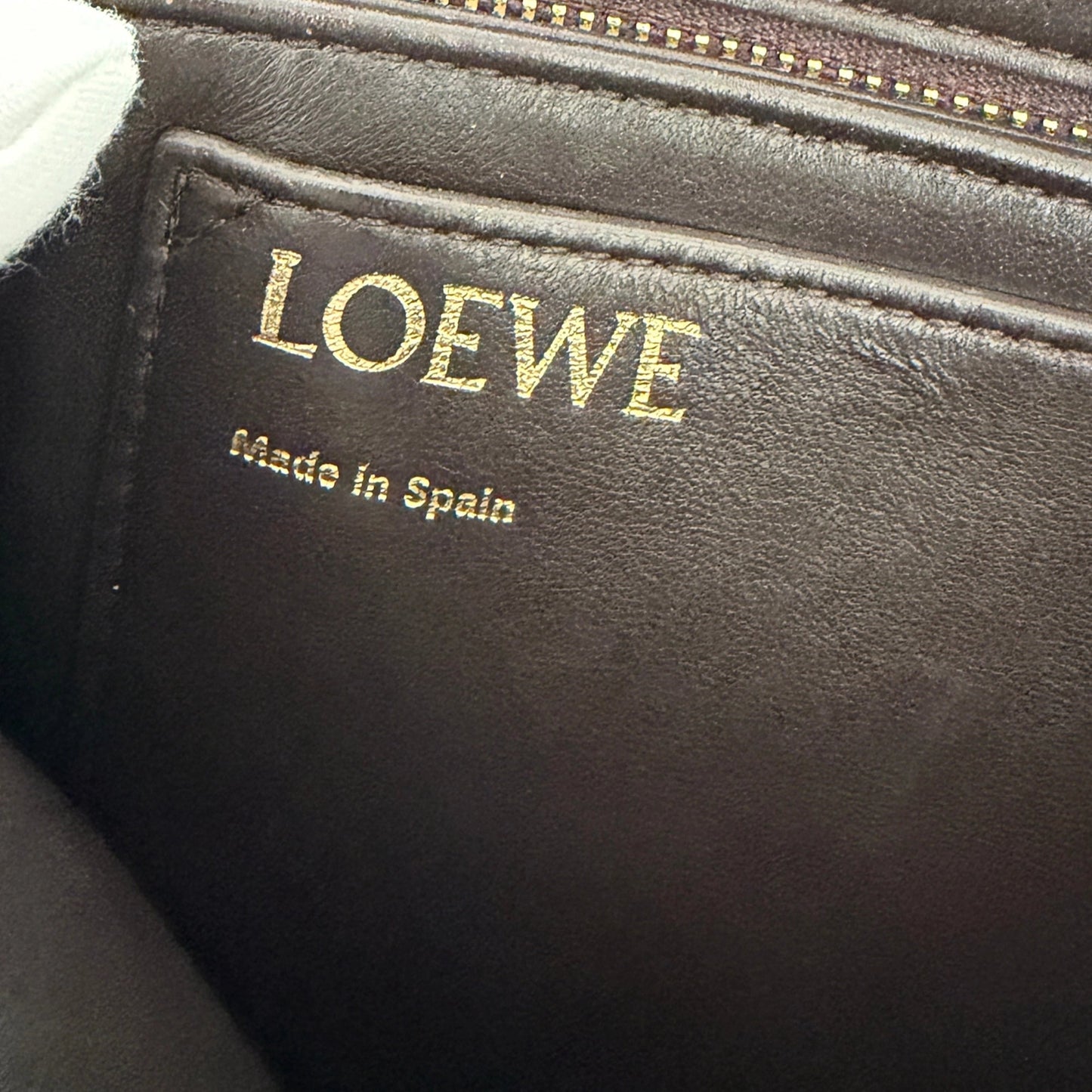 Loewe Goya Puffer Schultertasche dark chocolate / sehr gut Loewe