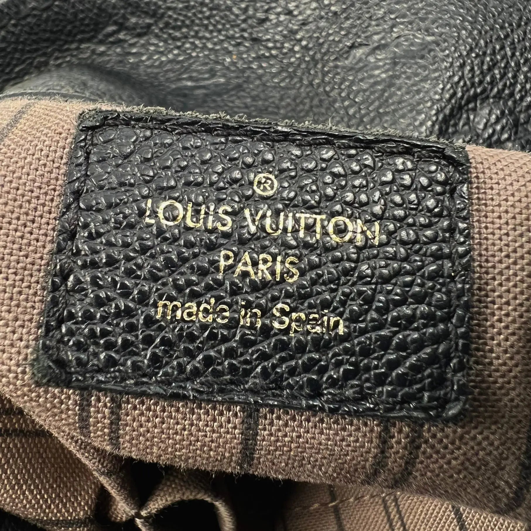 Louis Vuitton Artsy MM Enpreinte Leder schwarz Second-Hand – Echtheitscheck