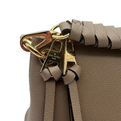 Louis Vuitton Maida Hobo Tourterelle  Hardware Detail