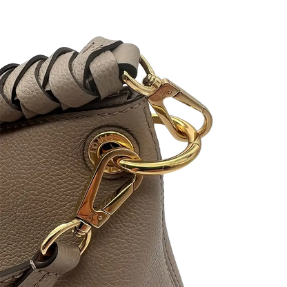 Louis Vuitton Maida Hobo Tourterelle  Detail 2