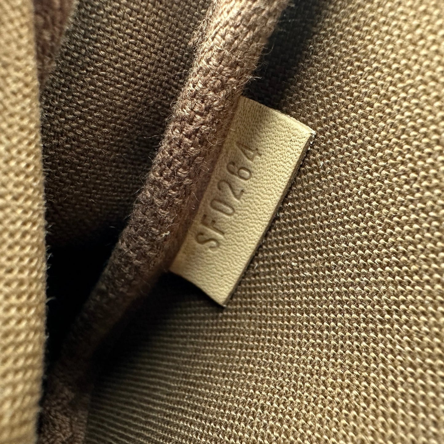 Louis Vuitton Mini Pochette Accessoires Monogram Canvas braun 2024 M58009 / neuwertig Louis Vuitton