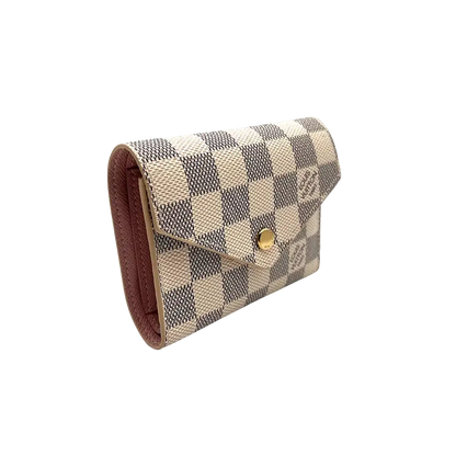Louis Vuitton Victorine seitlich