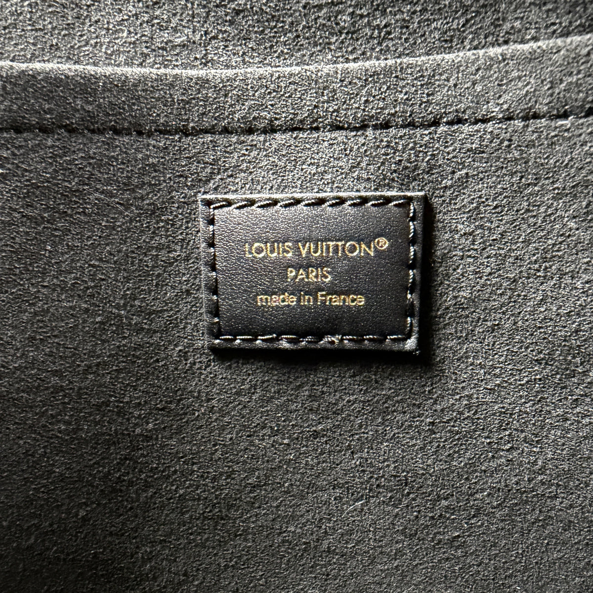 Louis Vuitton Babylone Tote MM, Prägung Louis Vuitton Paris made in France