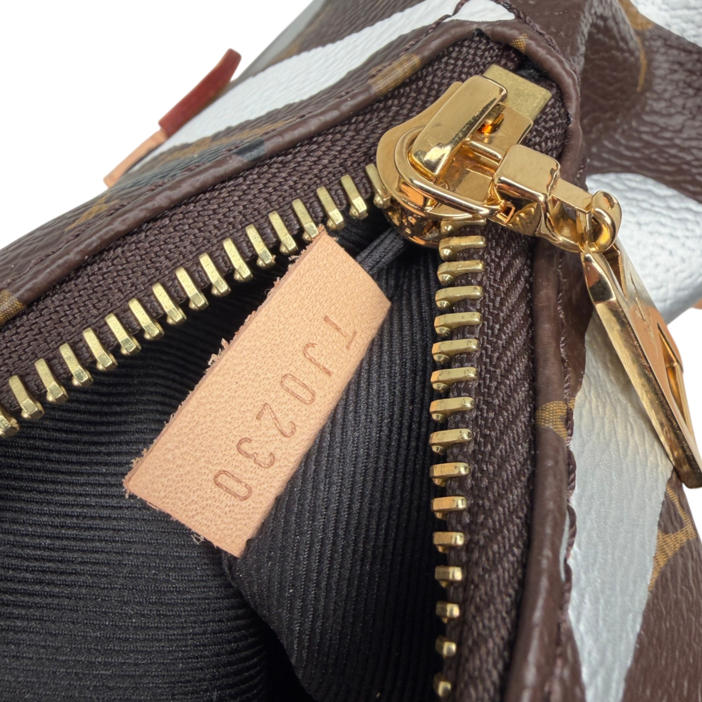 Louis Vuitton x League of Legends Bumbag blau M45106 / sehr gut Louis Vuitton