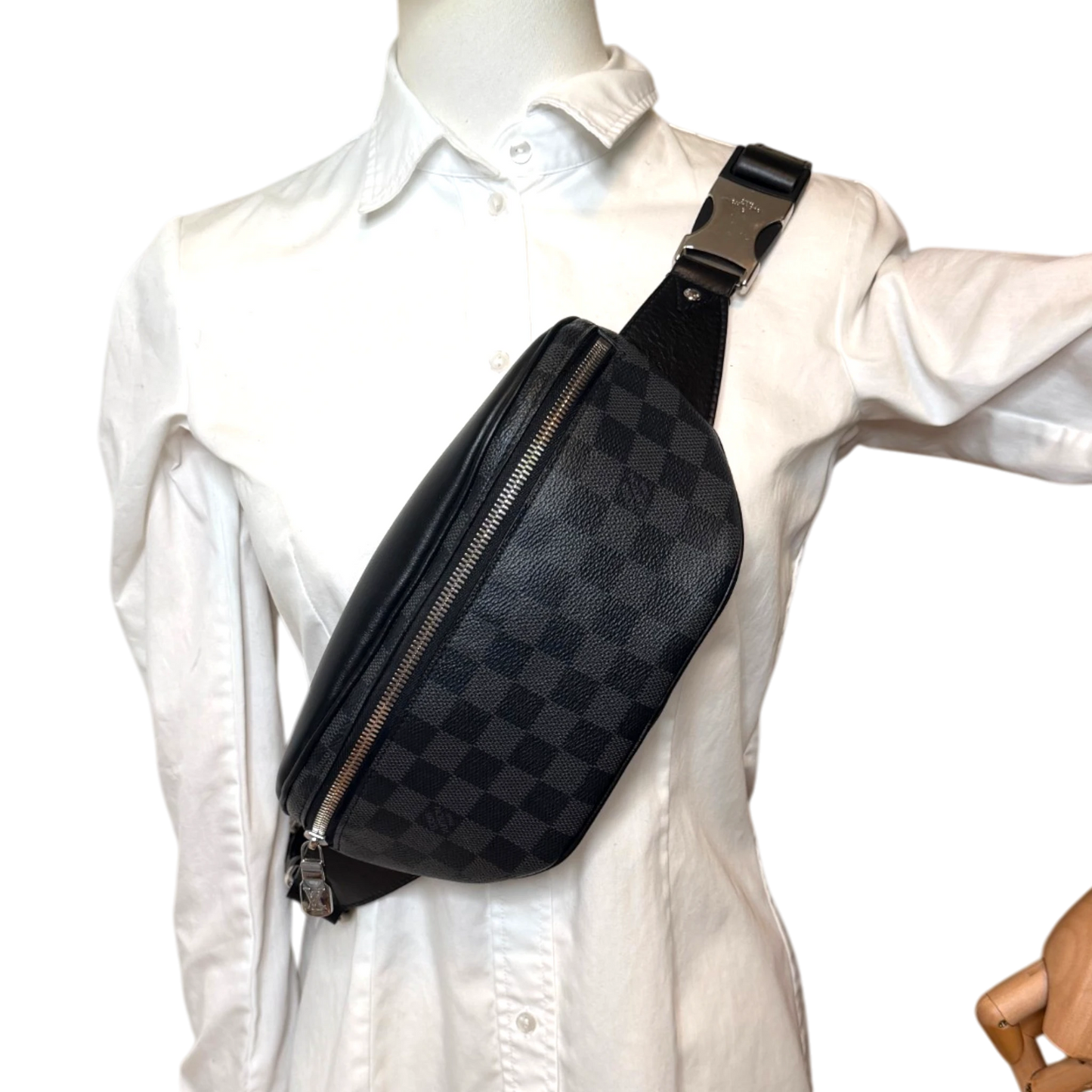 Louis Vuitton Bumbag Damier Graphite Canvas Louis Vuitton