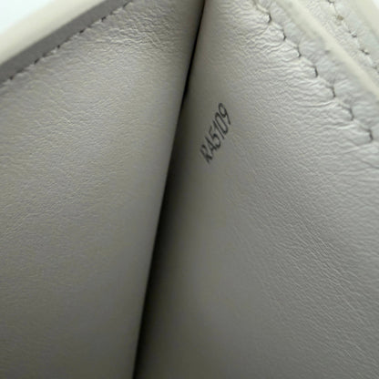 Louis Vuitton Capucines XS Geldbörse Off White / neuwertig Louis Vuitton