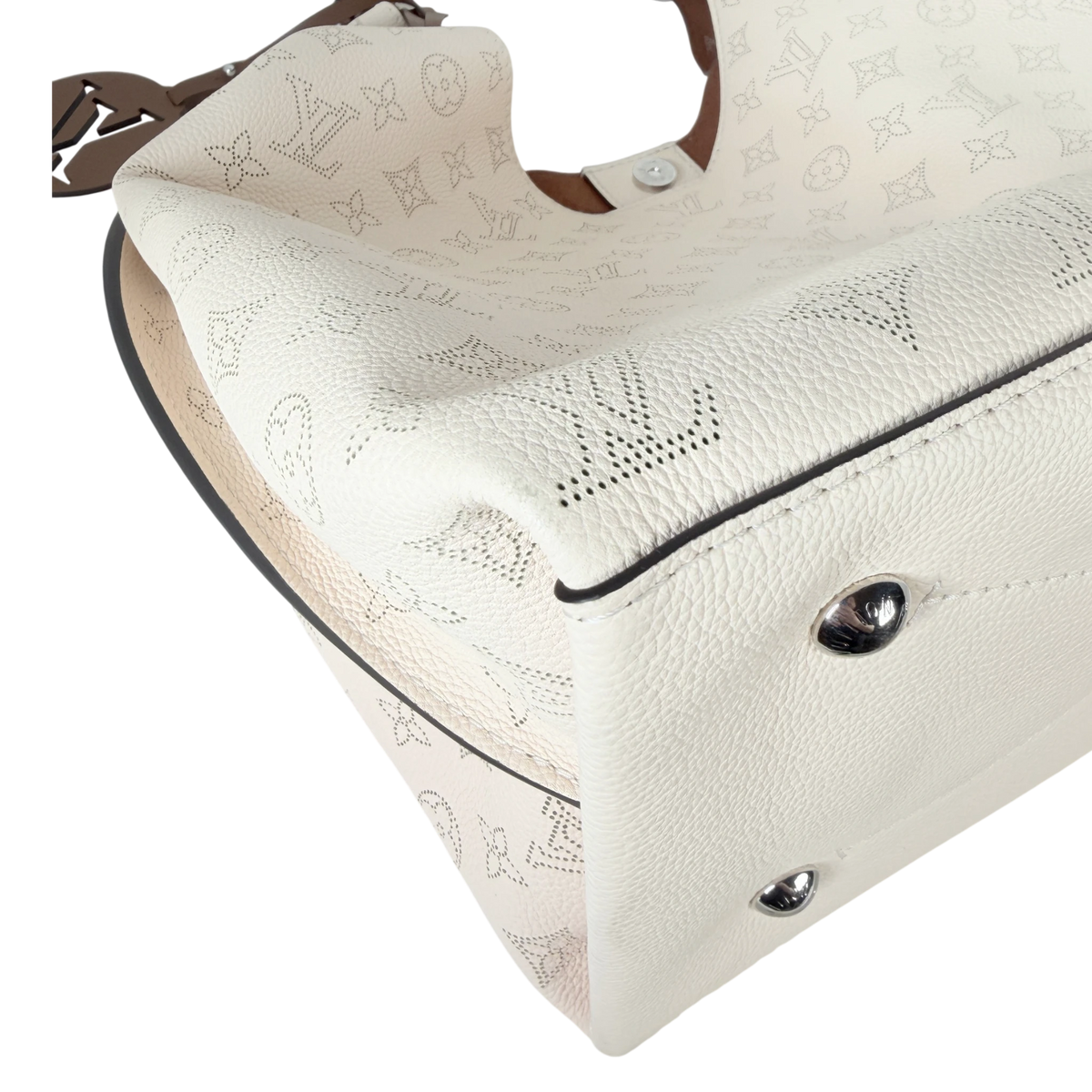 Louis Vuitton Carmel Hobo Mahina Leder Crème Beige Silber – Ansicht 11