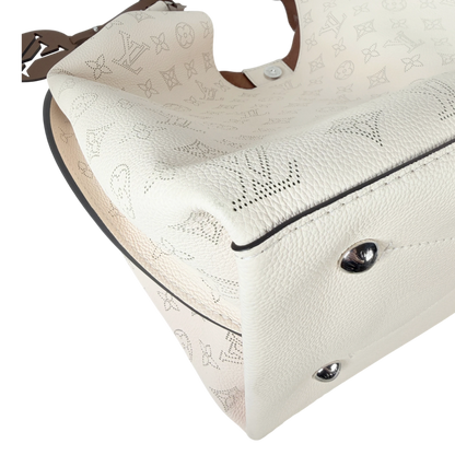 Louis Vuitton Carmel Hobo Mahina Leder Crème Beige Silber – Ansicht 11