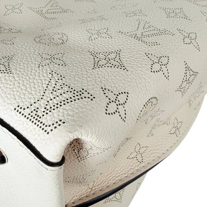 Louis Vuitton Carmel Hobo Mahina Leder Crème Beige Silber – Ansicht 12