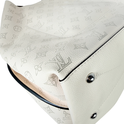 Louis Vuitton Carmel Hobo Mahina Leder Crème Beige Silber – Ansicht 13