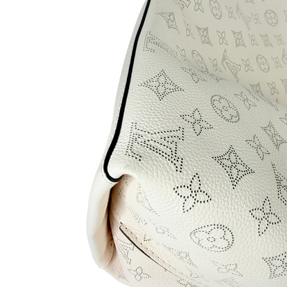 Louis Vuitton Carmel Hobo Mahina Leder Crème Beige Silber – Ansicht 14