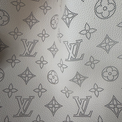 Louis Vuitton Carmel Hobo Mahina Leder Crème Beige Silber – Ansicht 8