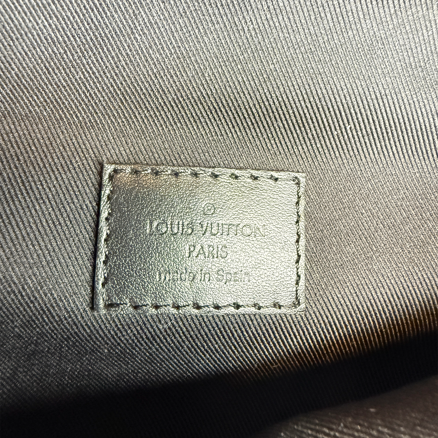 Louis Vuitton Discovery Bumbag PM Monogram Eclipse M46035/ sehr gut Louis Vuitton