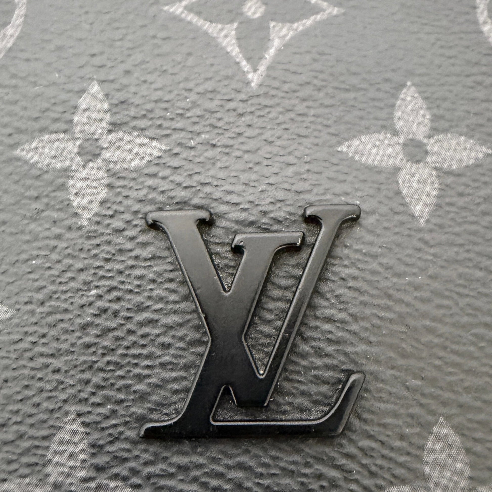 Louis Vuitton District PM Messenger Bag Monogram Eclipse / sehr gut Louis Vuitton