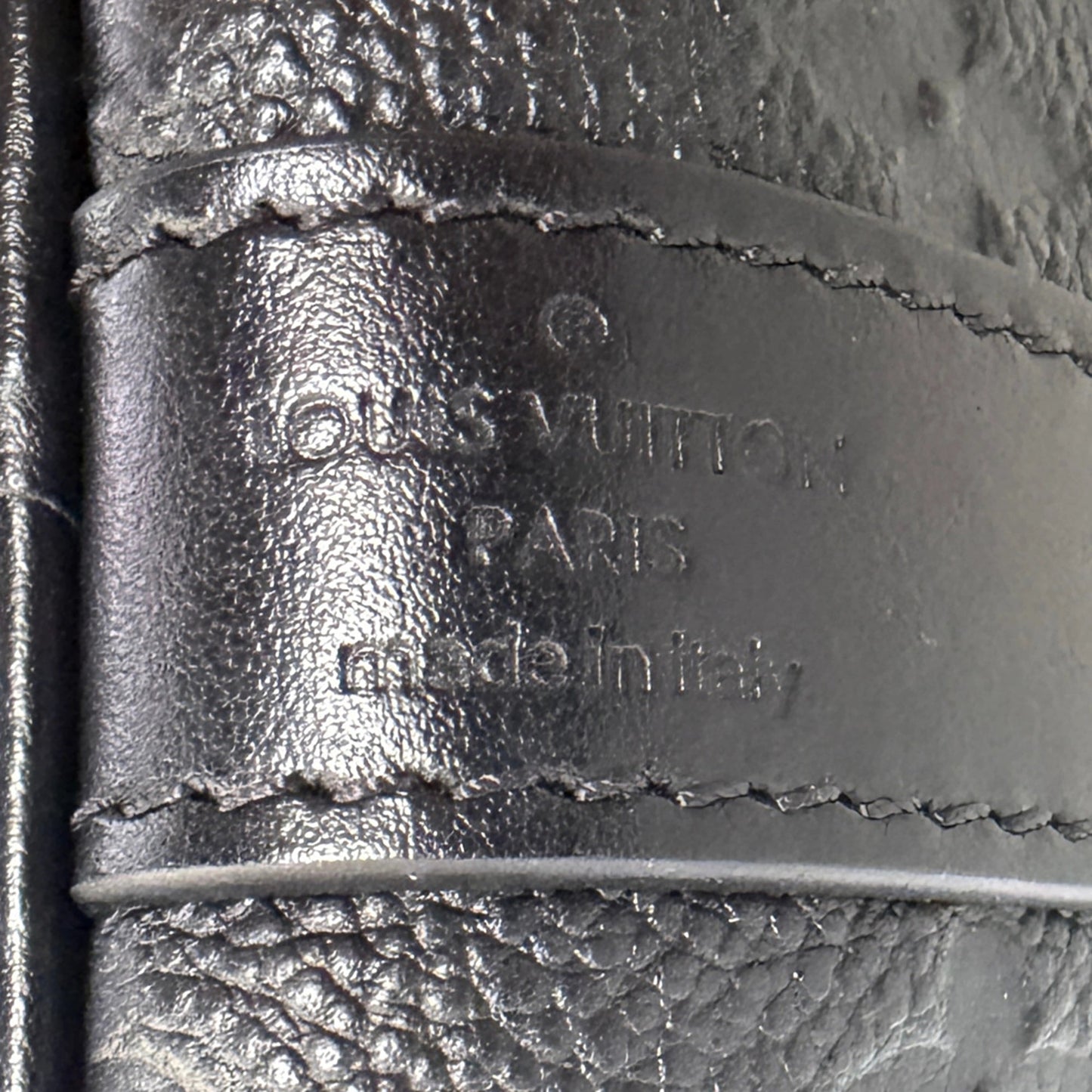 Louis Vuitton Keepall 45 Bandouliere Empreinte Giant Leder schwarz / neuwertig Louis Vuitton