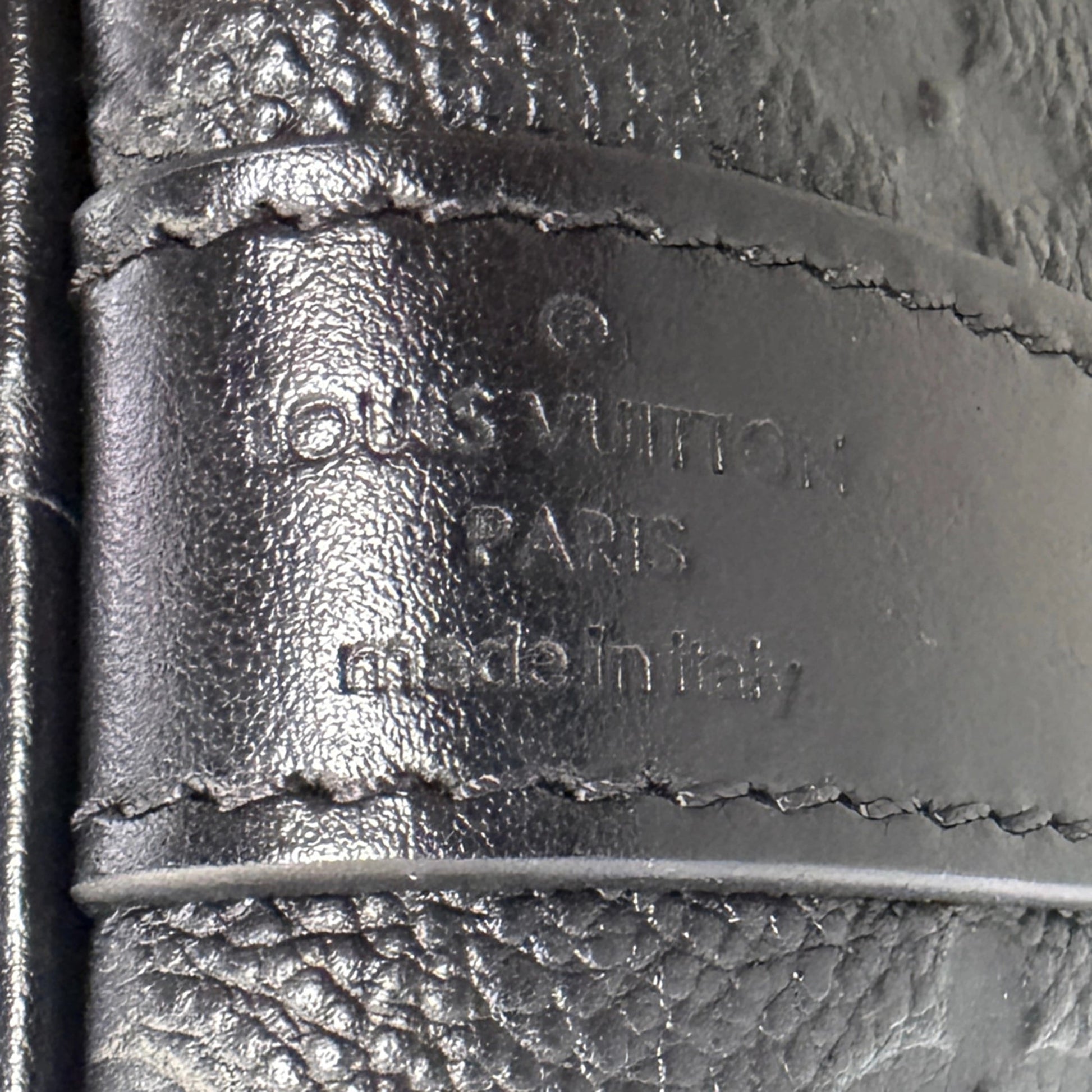 Louis Vuitton Keepall 45 Bandouliere Empreinte Giant Leder schwarz / neuwertig Louis Vuitton