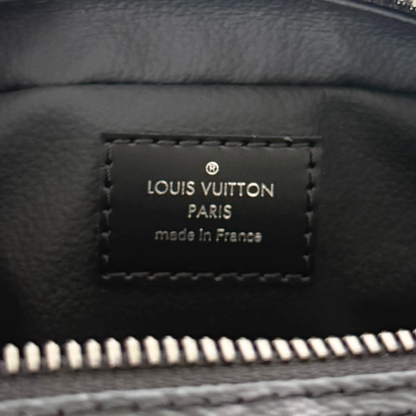 Louis Vuitton Poche Toilette PM Monogram Eclipse Canvas Kulturtasche M46577 Schwarz / neuwertig Louis Vuitton