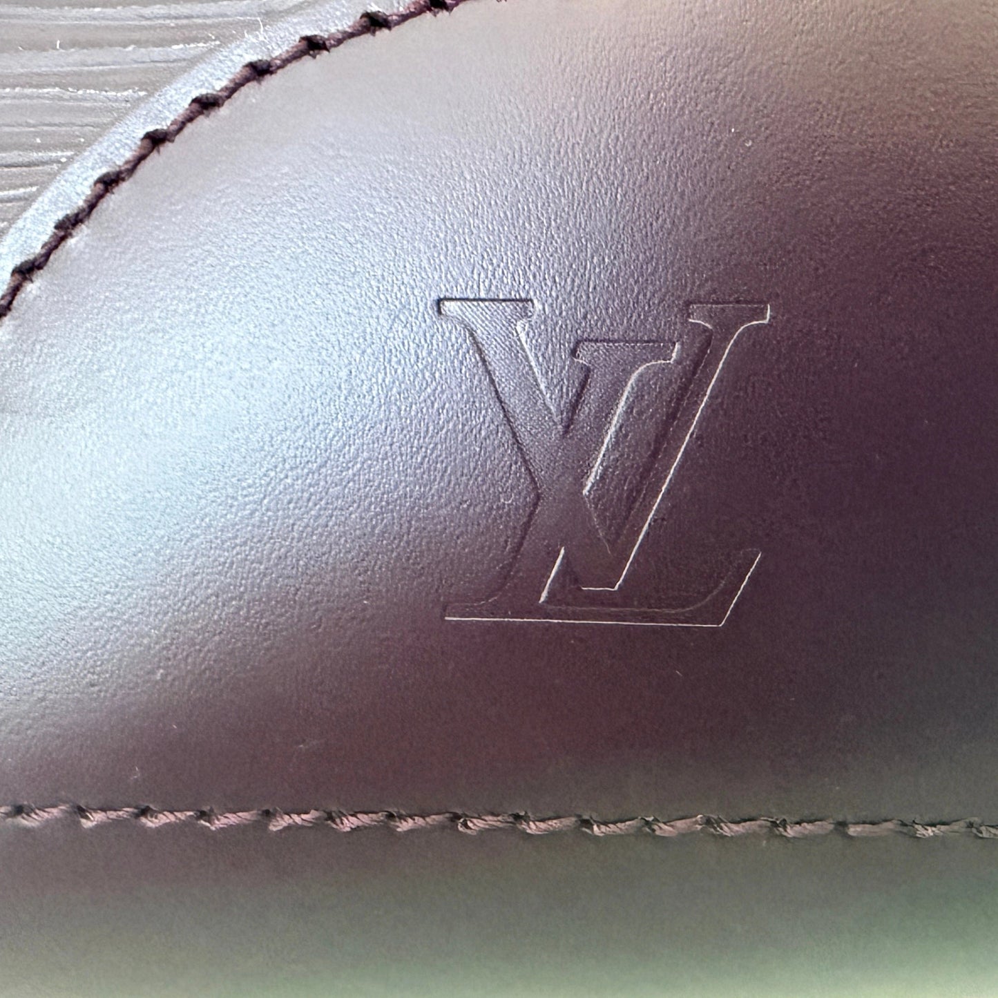 Louis Vuitton Madeleine Bag Epi Purple / sehr gut Echtheitscheck