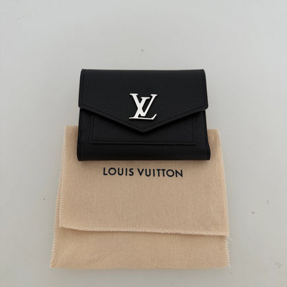 Louis Vuitton Mylockme Compact Wallet schwarz Leder / neuwertig Louis Vuitton